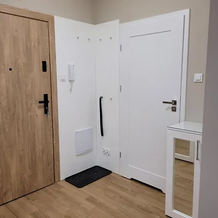 Heksagon أوسترودا